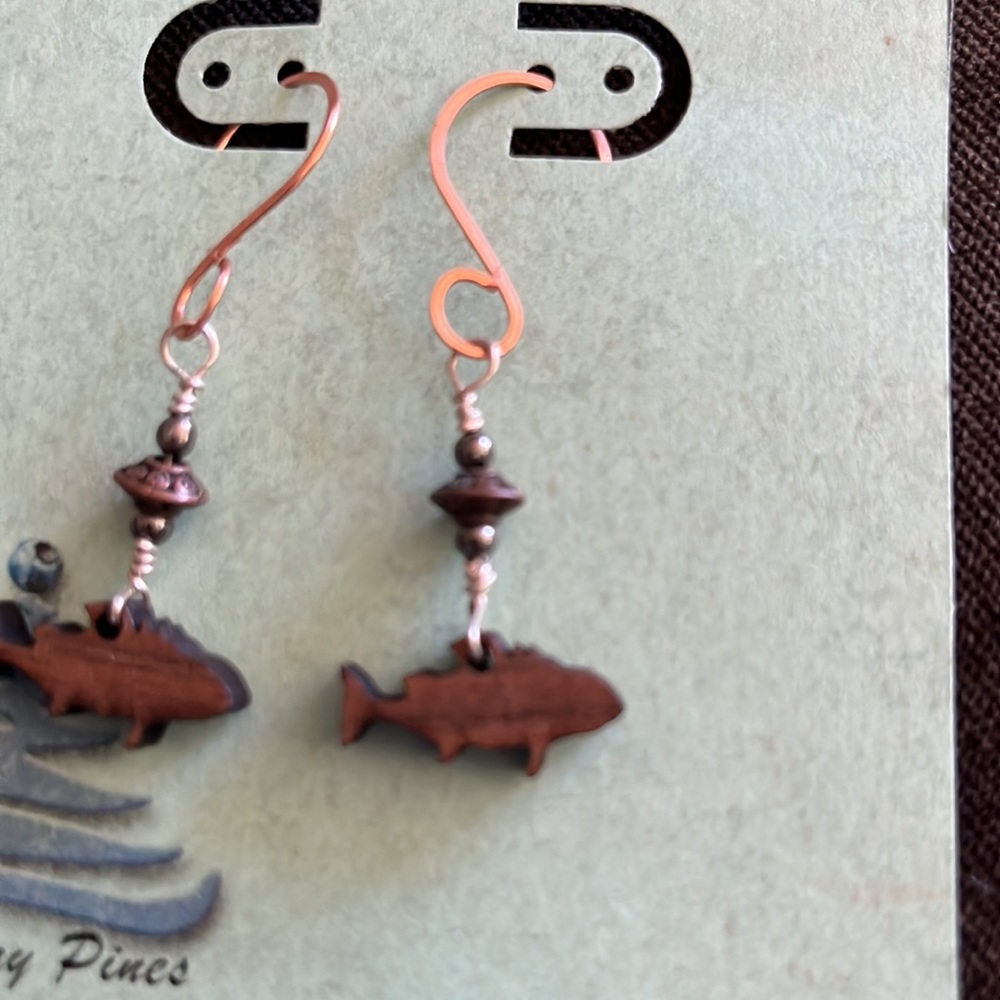 Fish earrings. - Picture 3 of 5